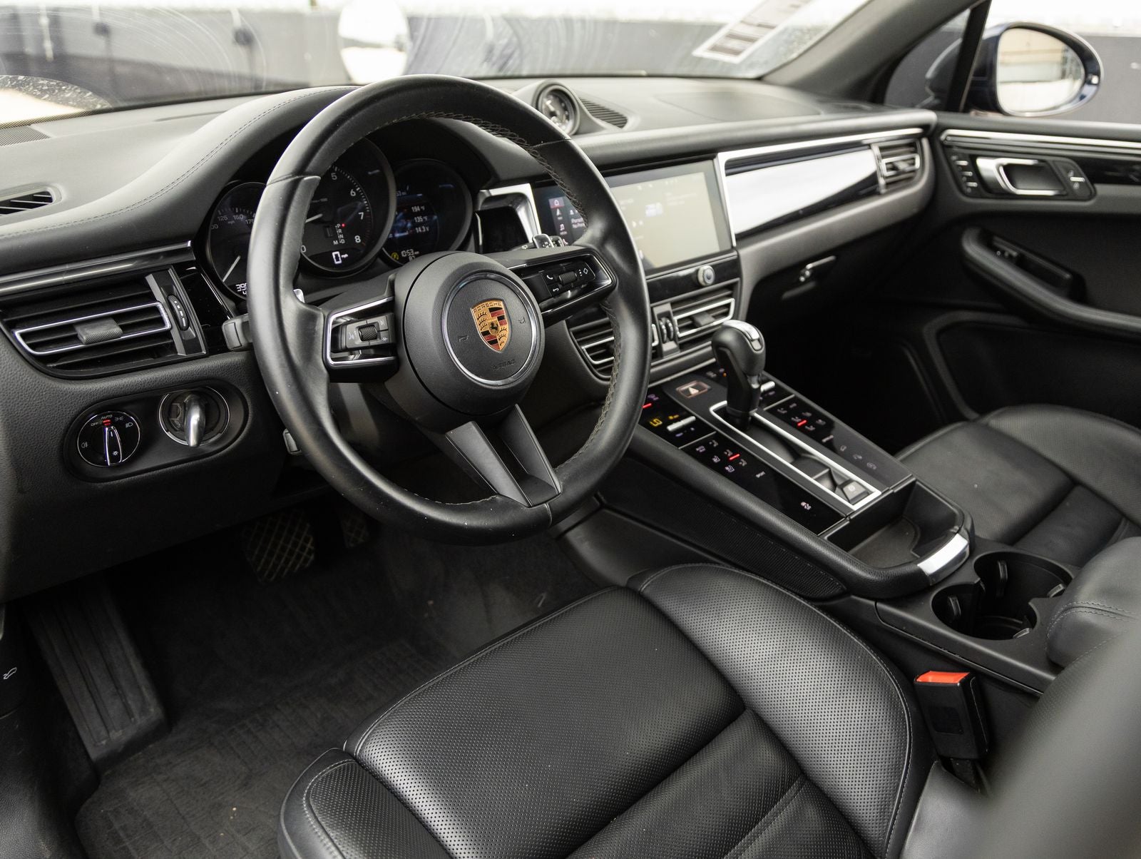 2022 Porsche Macan Macan