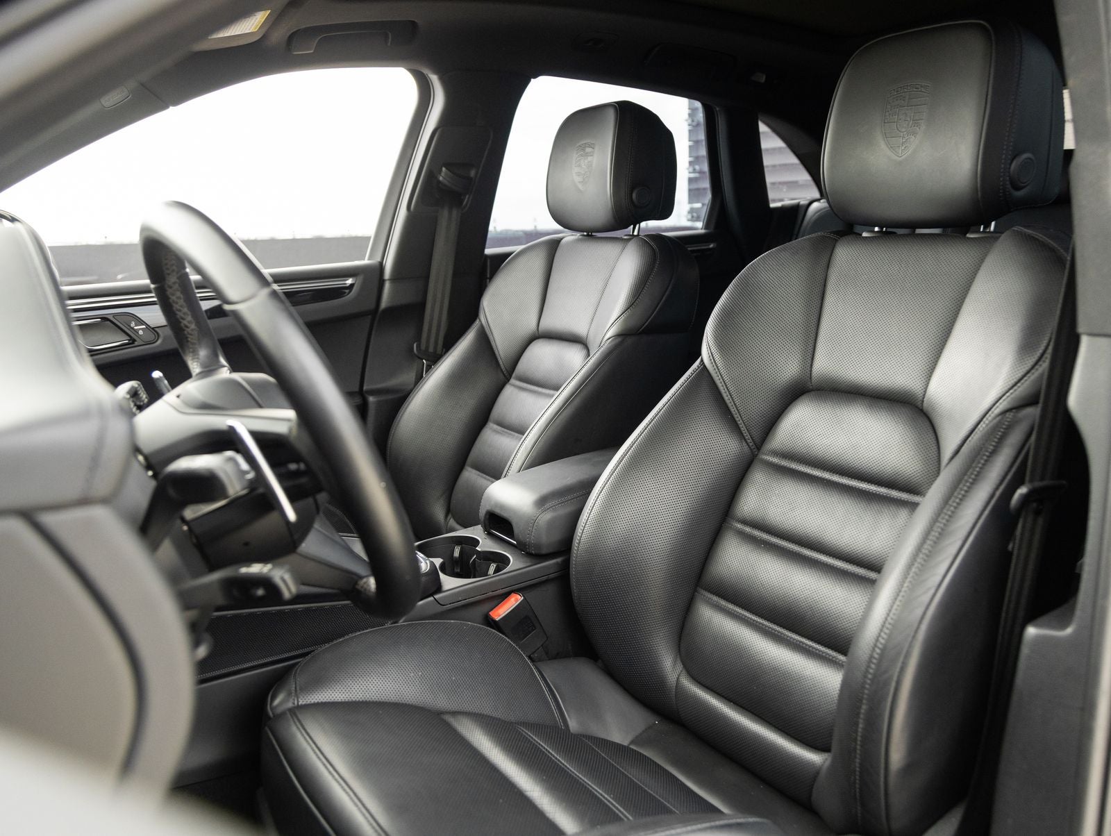 2022 Porsche Macan Macan