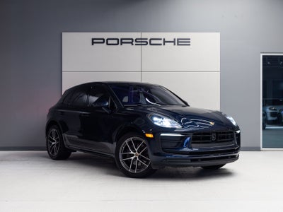 2022 Porsche Macan Macan