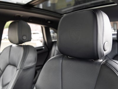 2024 Porsche Macan Macan (MY24)