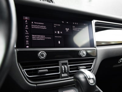 2024 Porsche Macan Macan (MY24)