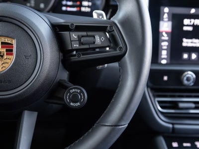 2024 Porsche Macan T