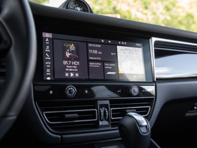 2024 Porsche Macan T