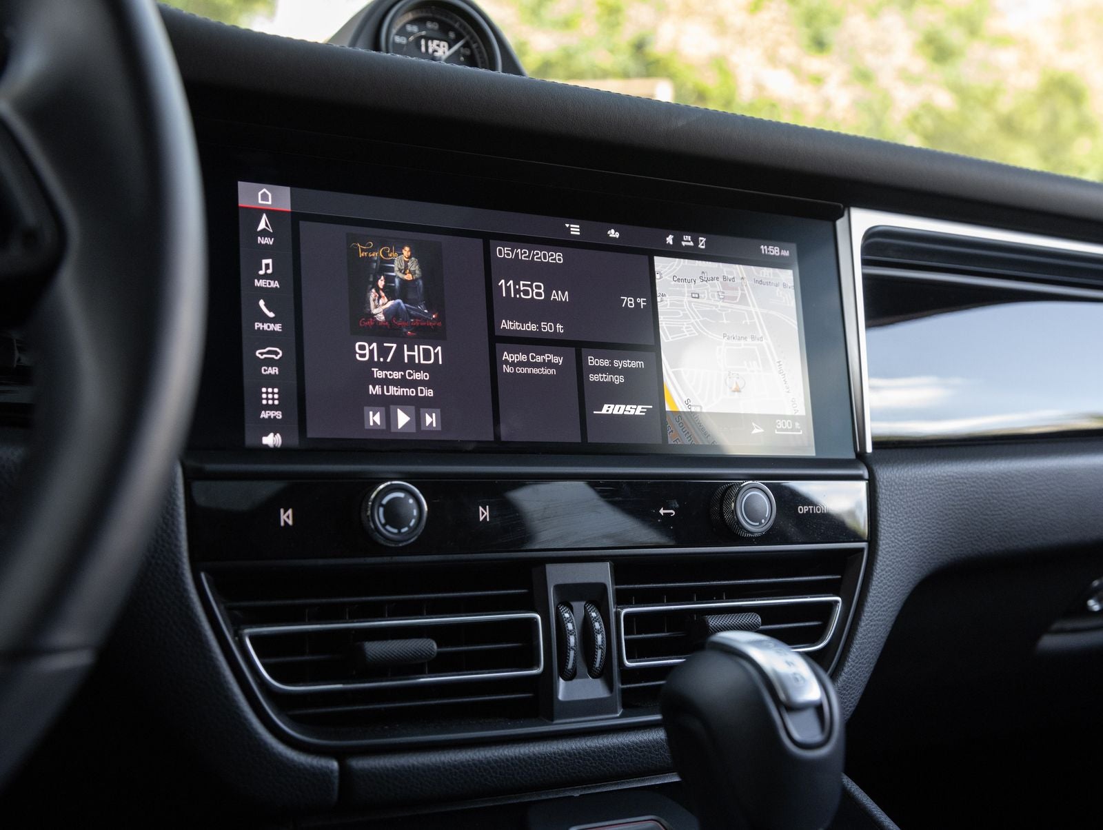 2024 Porsche Macan T