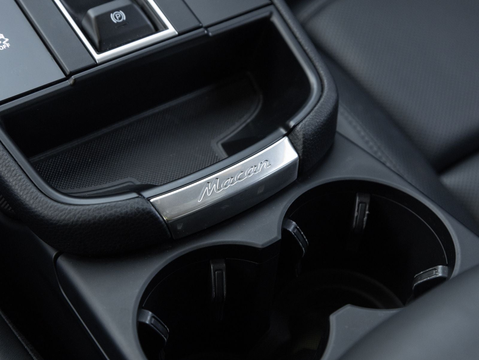 2024 Porsche Macan T