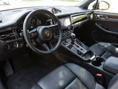 2024 Porsche Macan T