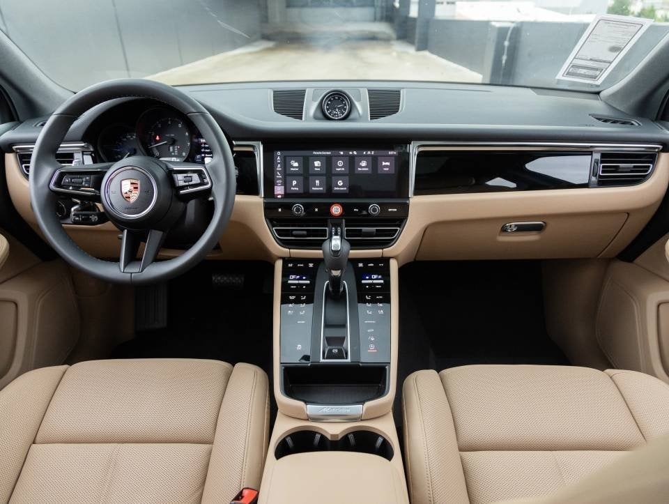 2025 Porsche Macan Macan