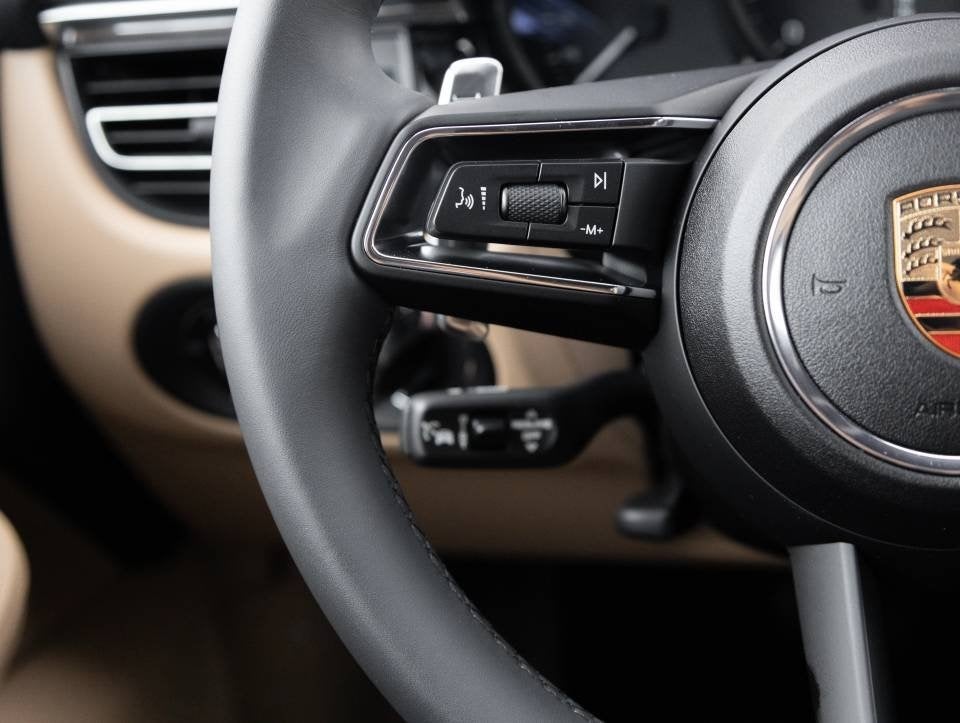 2025 Porsche Macan Macan