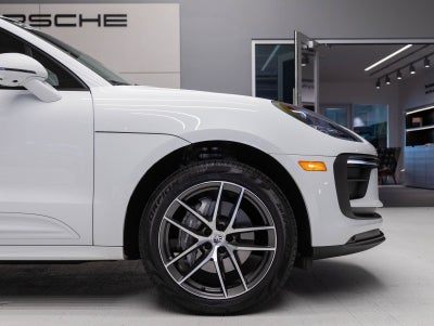 2025 Porsche Macan Macan