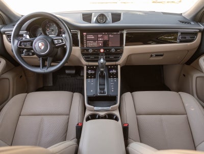 2025 Porsche Macan Macan