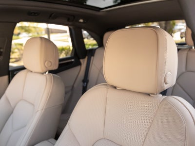 2025 Porsche Macan Macan