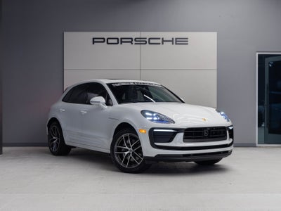 2025 Porsche Macan Macan