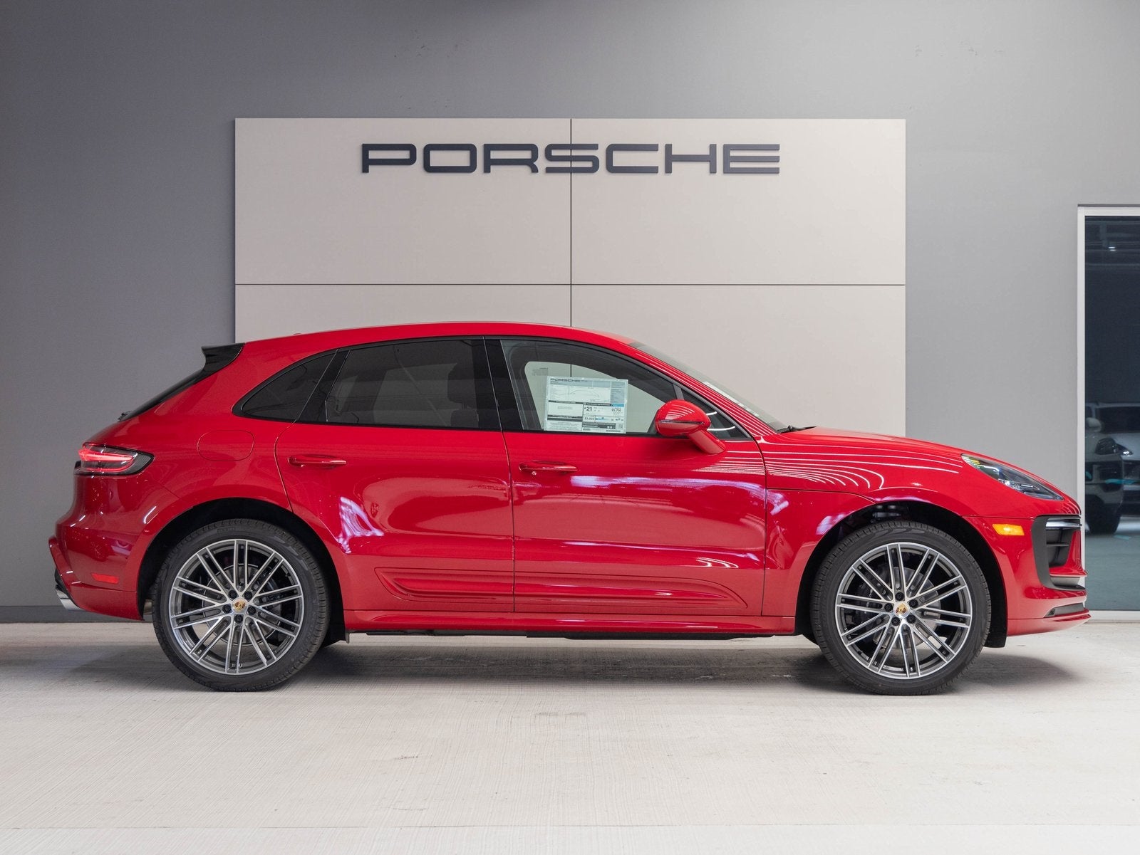 2025 Porsche Macan Macan