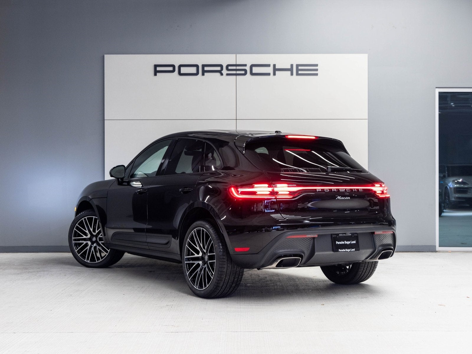 2026 Porsche Macan Macan