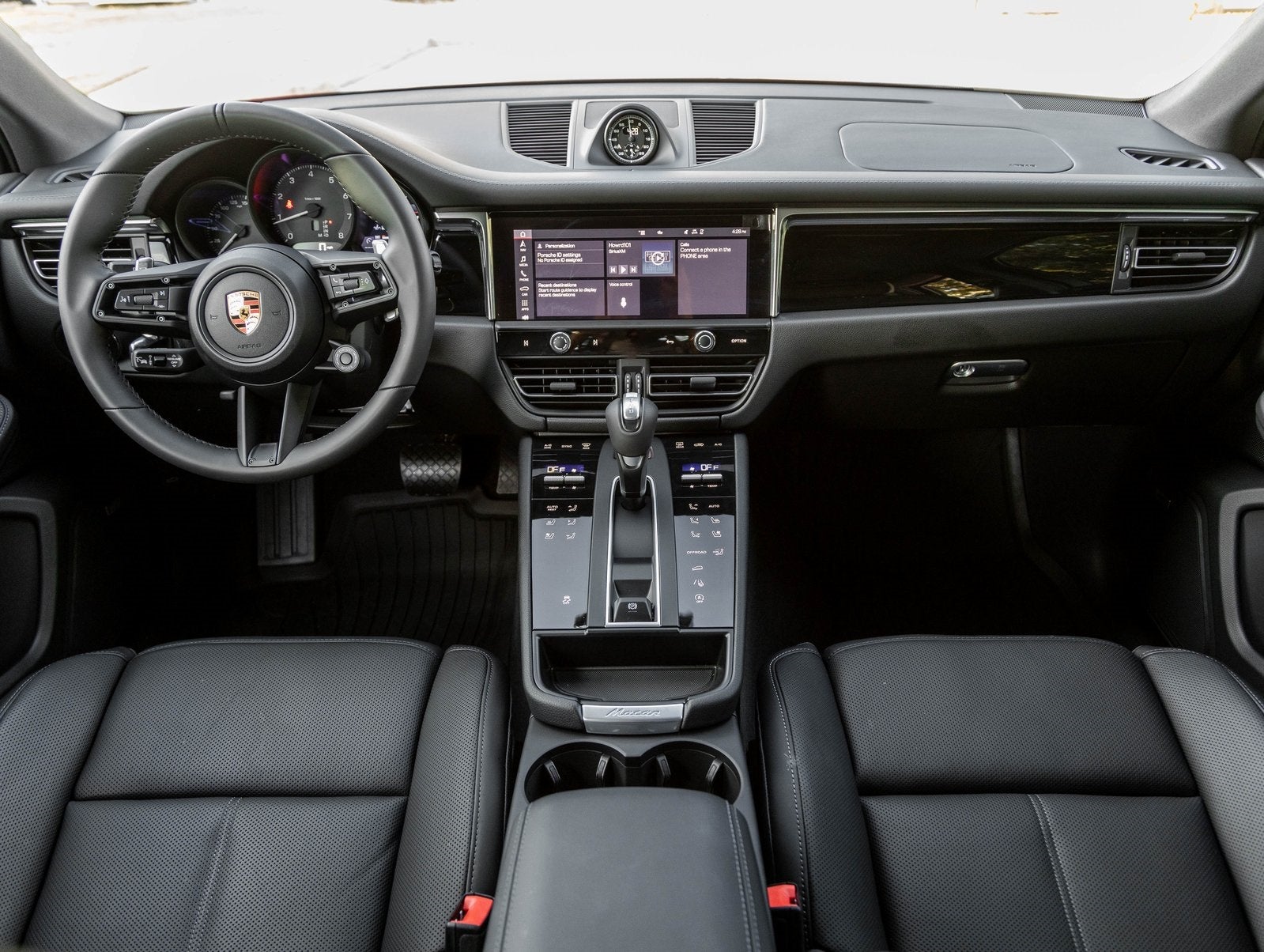 2026 Porsche Macan Macan