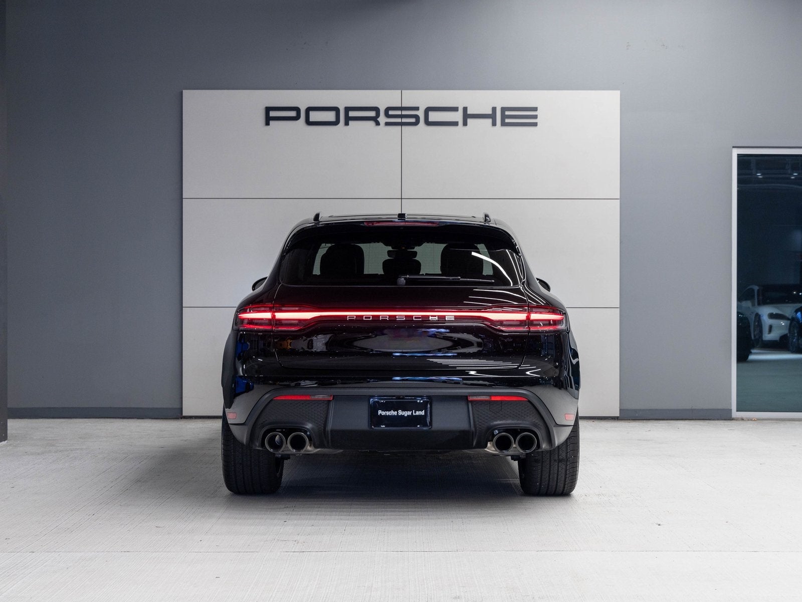2026 Porsche Macan Macan