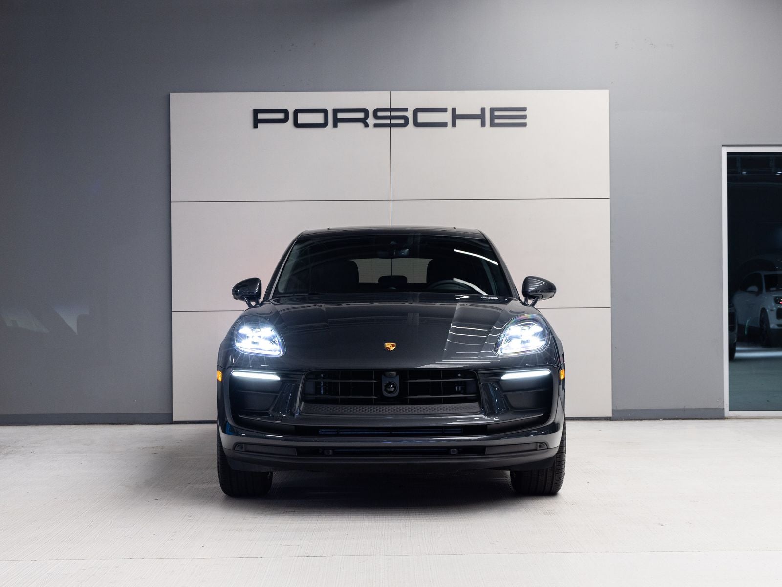 2026 Porsche Macan Macan