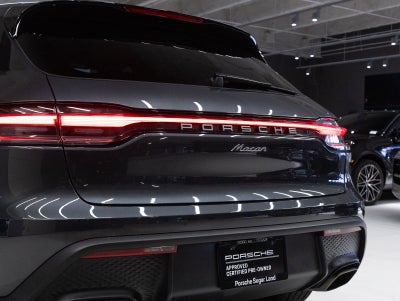 2023 Porsche Macan AWD