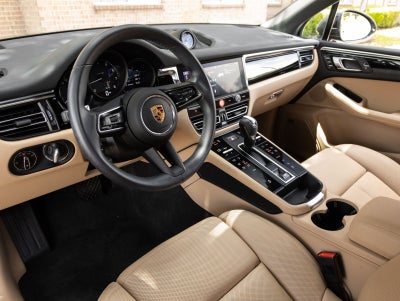 2023 Porsche Macan AWD