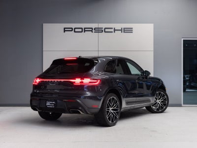 2023 Porsche Macan AWD