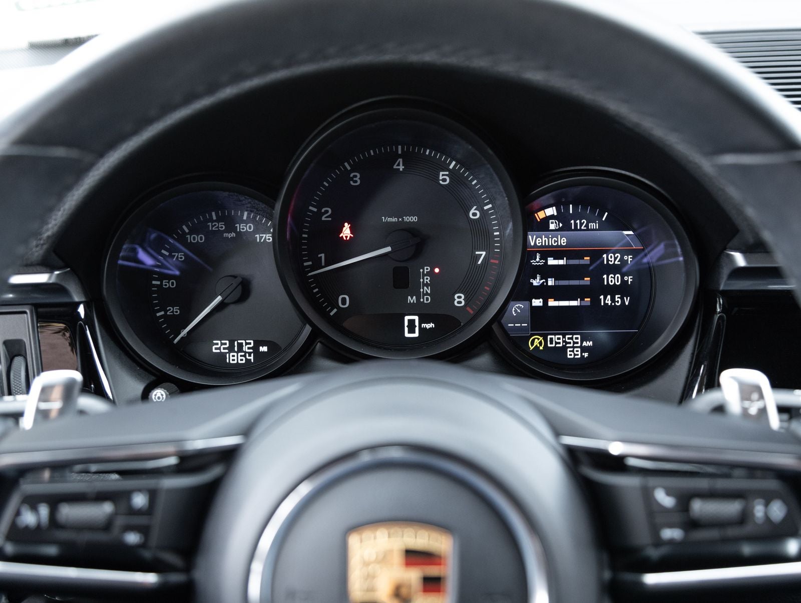 2023 Porsche Macan AWD