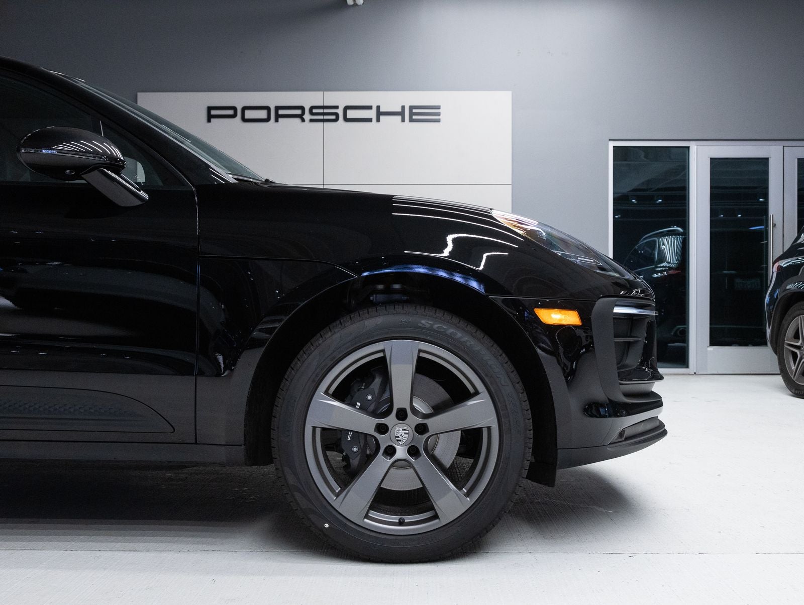 2026 Porsche Macan AWD