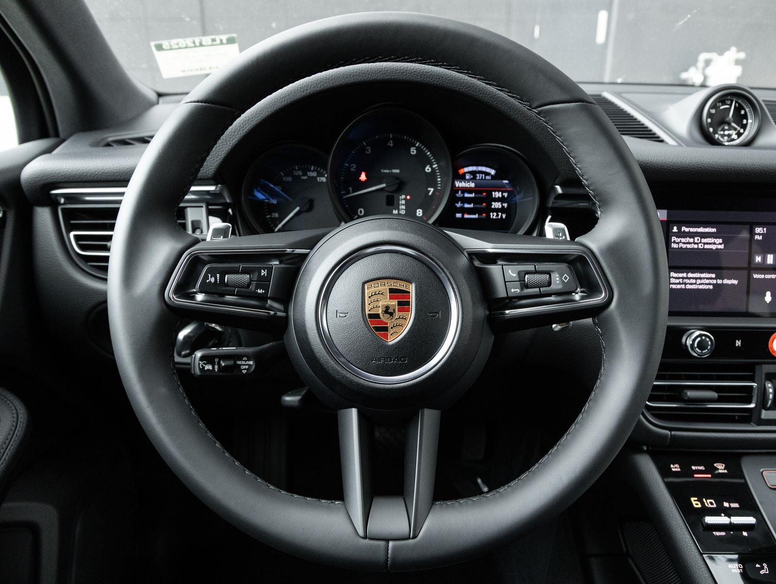 2026 Porsche Macan AWD