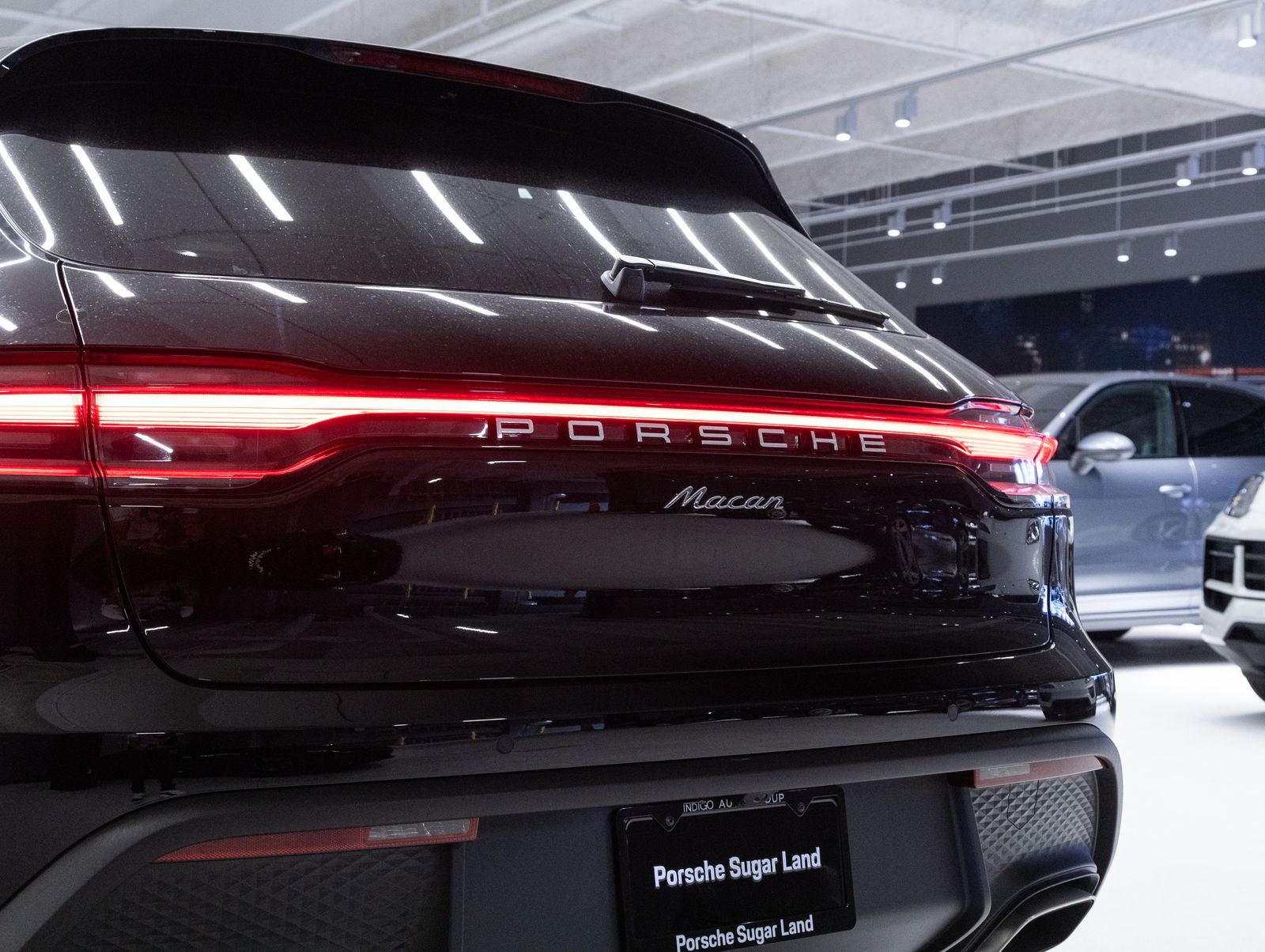 2026 Porsche Macan AWD