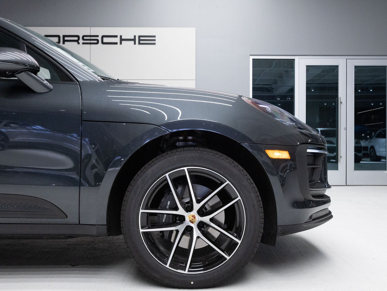 2026 Porsche Macan AWD