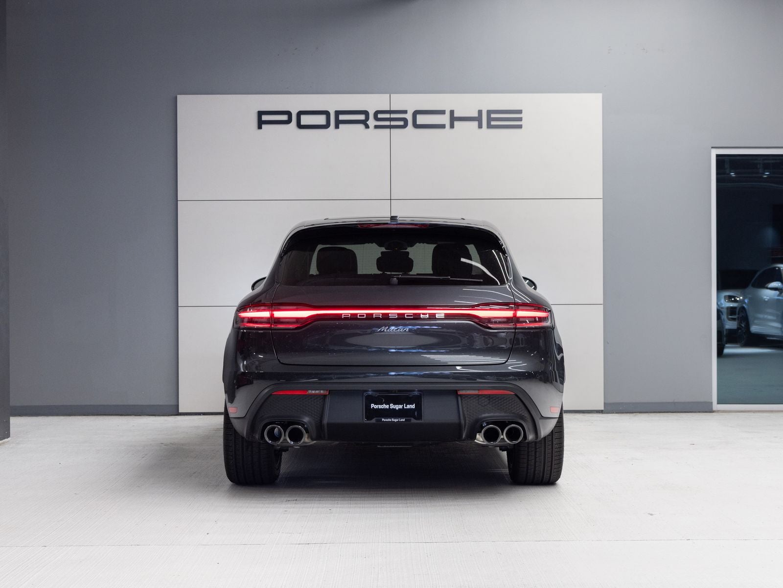 2026 Porsche Macan AWD