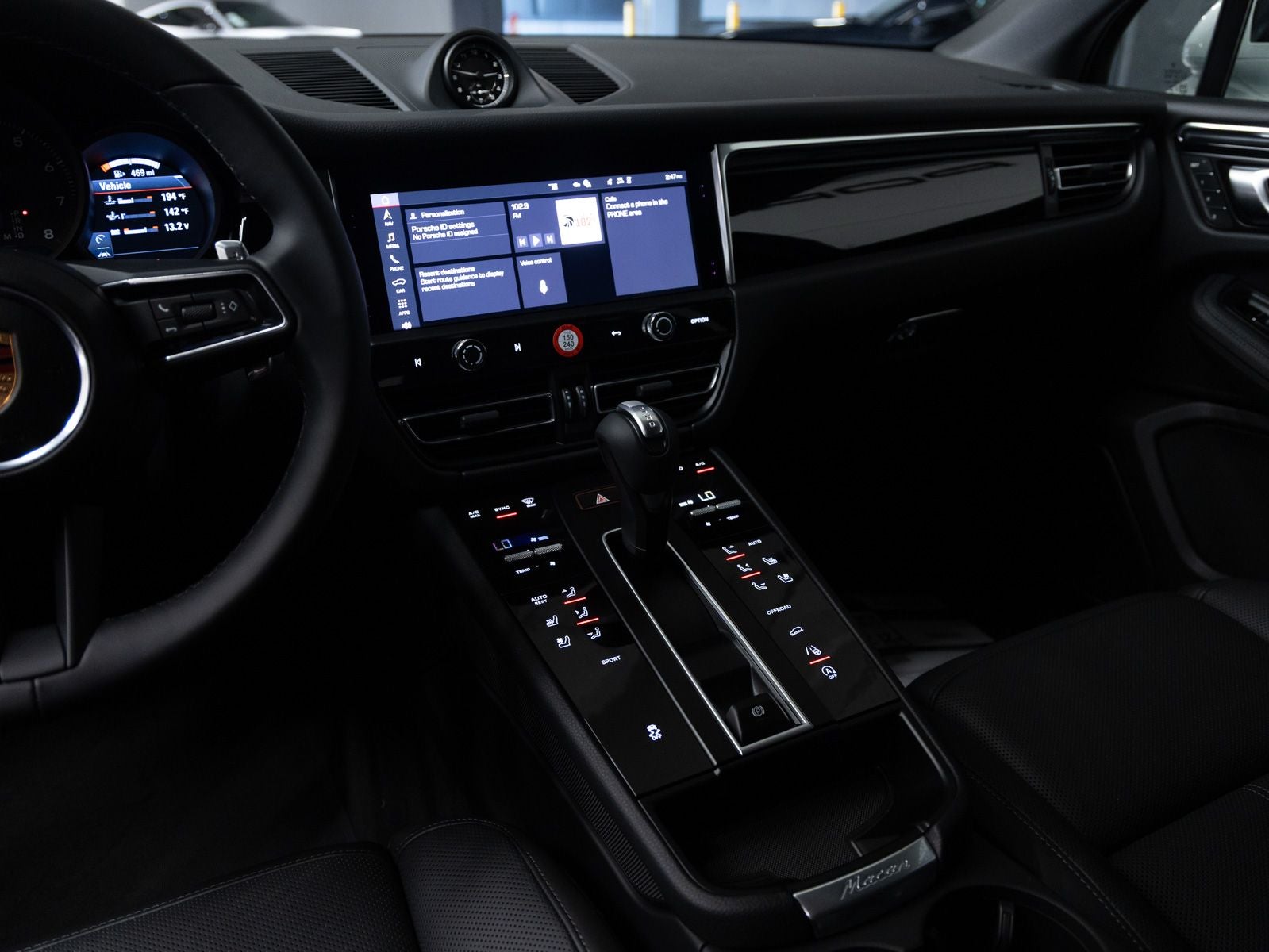 2026 Porsche Macan Macan