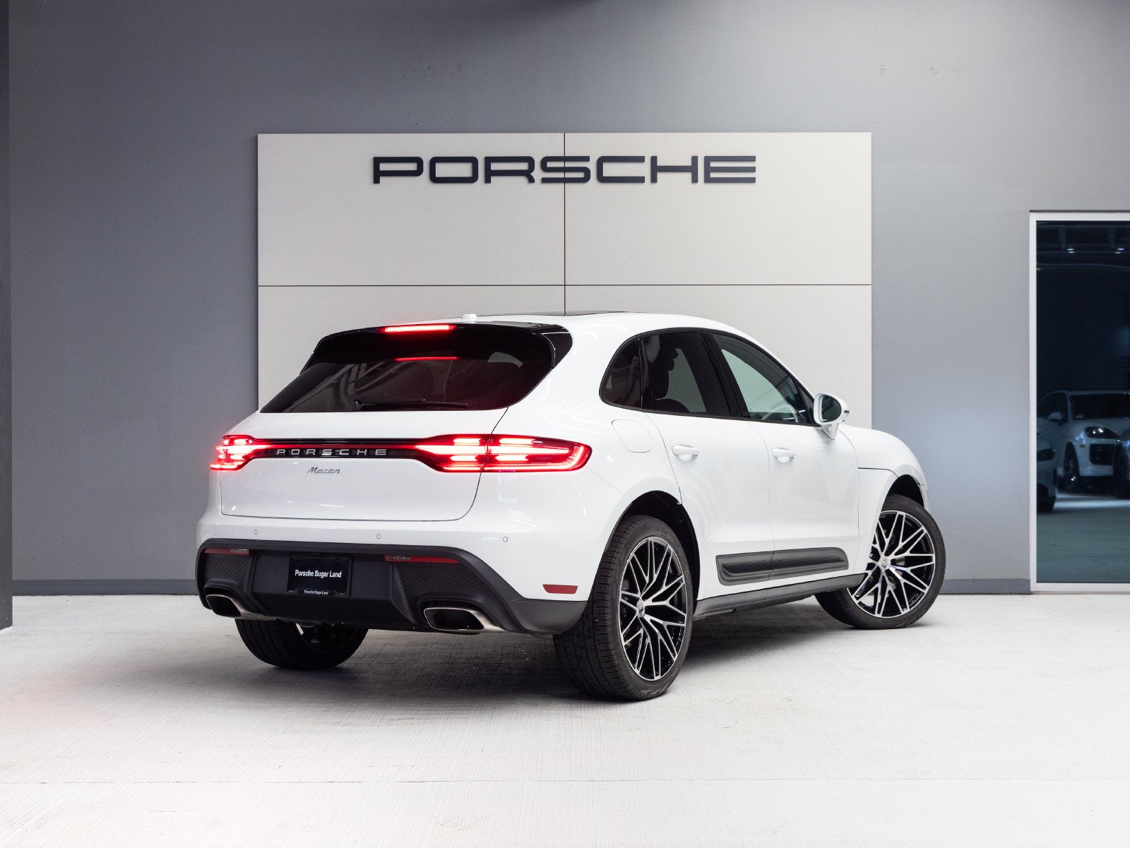 2026 Porsche Macan Macan
