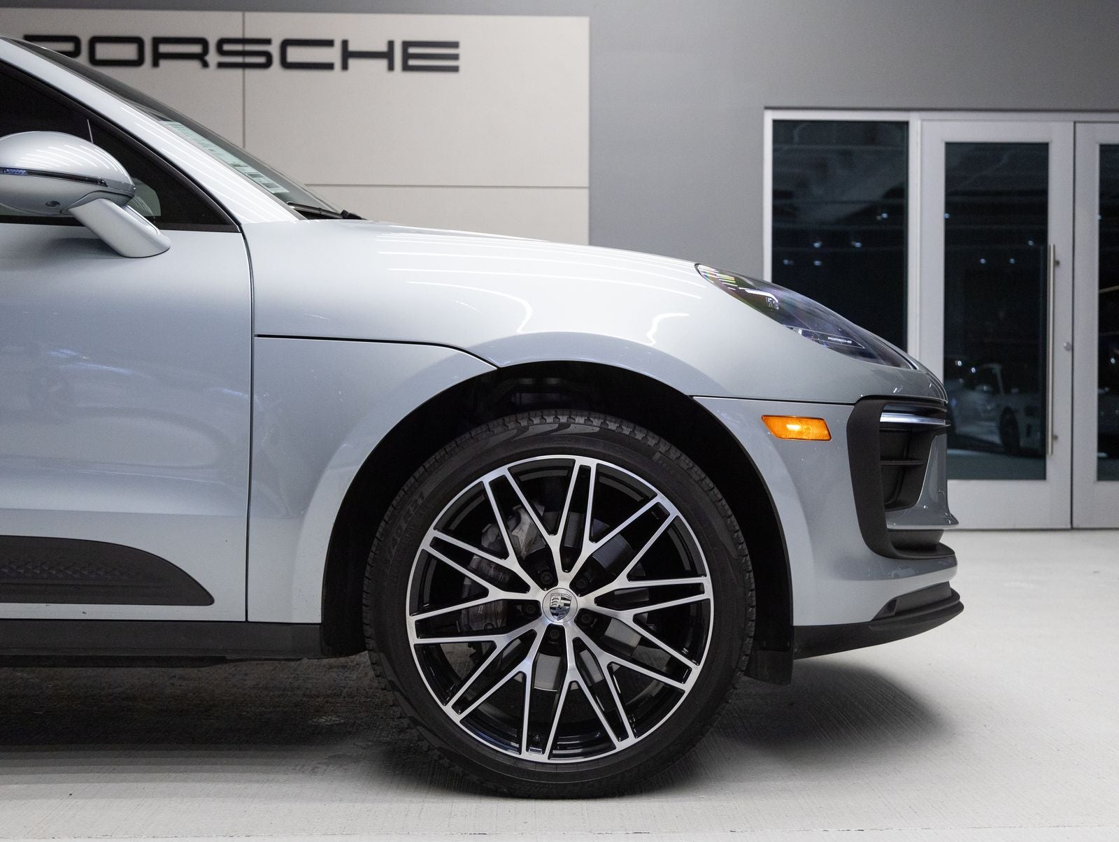 2024 Porsche Macan Macan