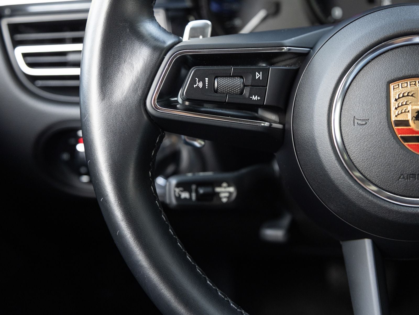 2024 Porsche Macan Macan