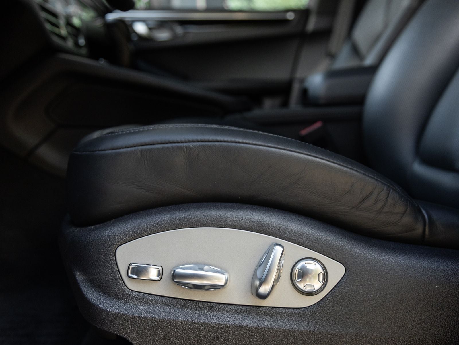 2024 Porsche Macan Macan