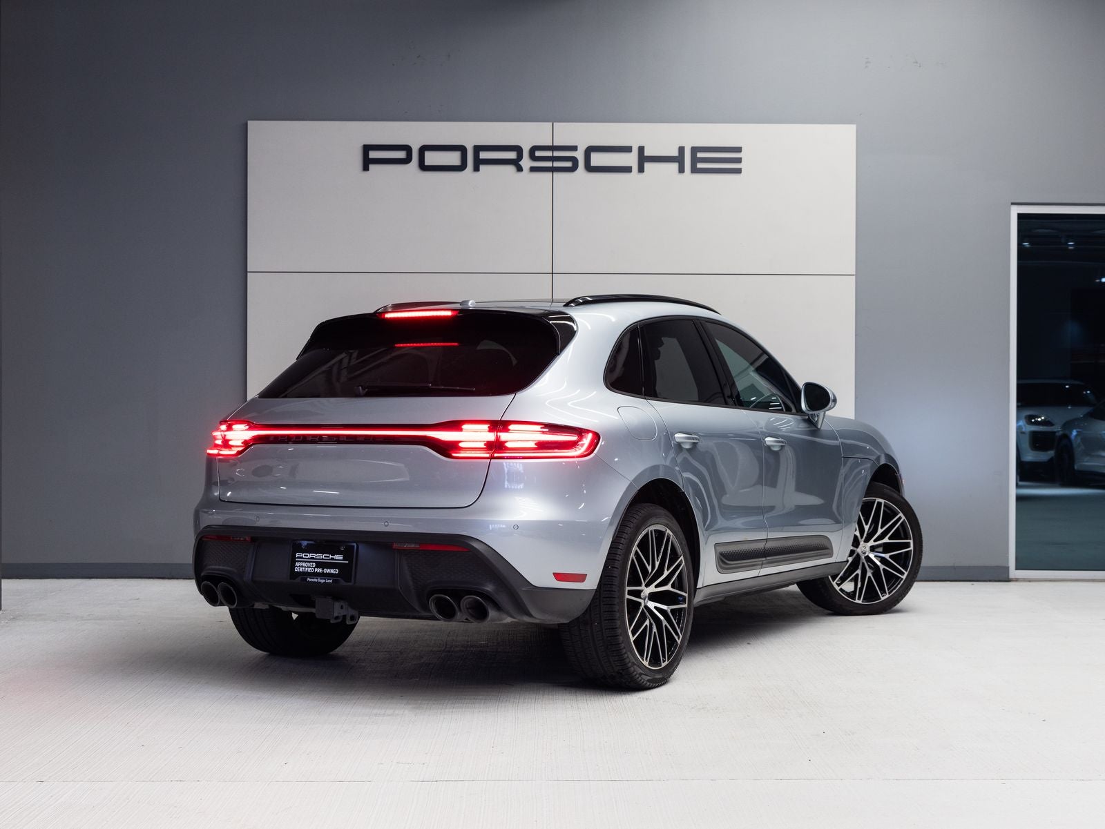 2024 Porsche Macan Macan
