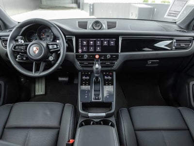 2025 Porsche Macan Macan T