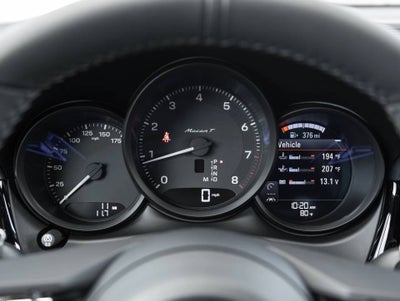 2025 Porsche Macan Macan T