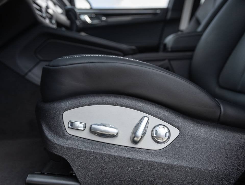 2025 Porsche Macan Macan T