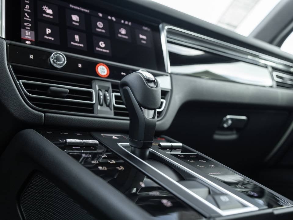 2025 Porsche Macan Macan T
