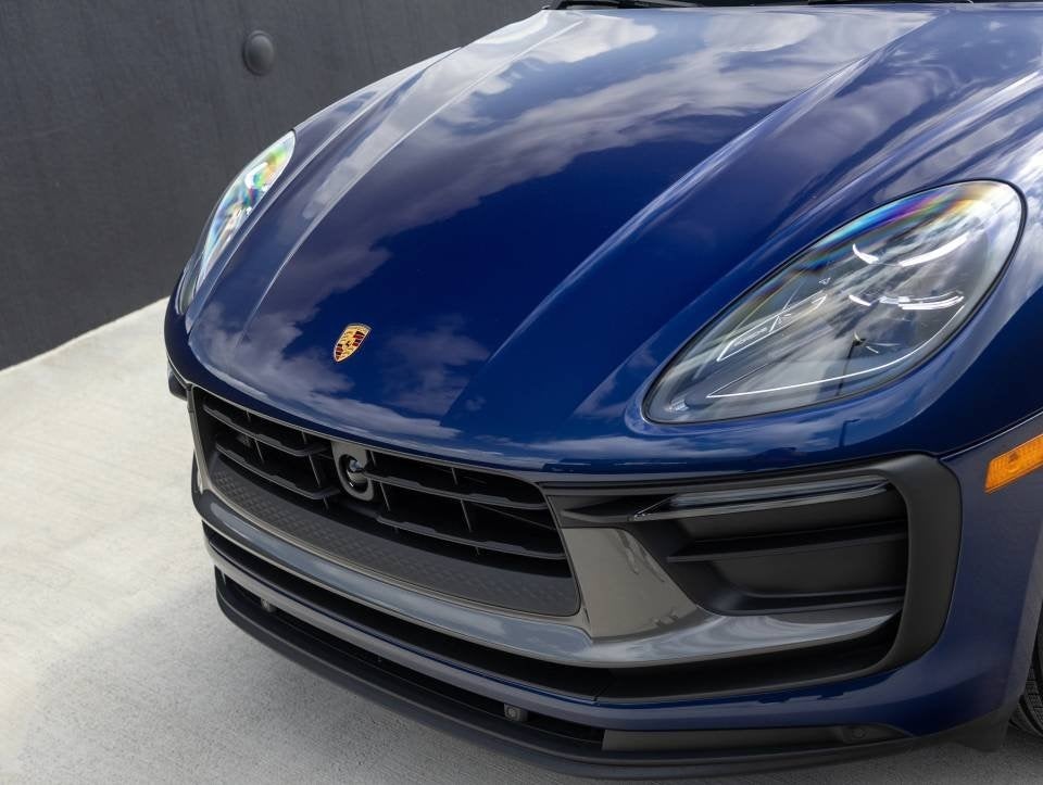 2025 Porsche Macan Macan T