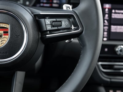 2025 Porsche Macan Macan