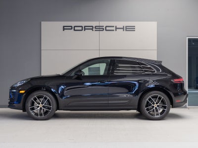 2025 Porsche Macan Macan