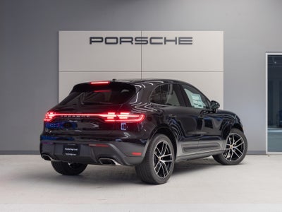 2025 Porsche Macan Macan