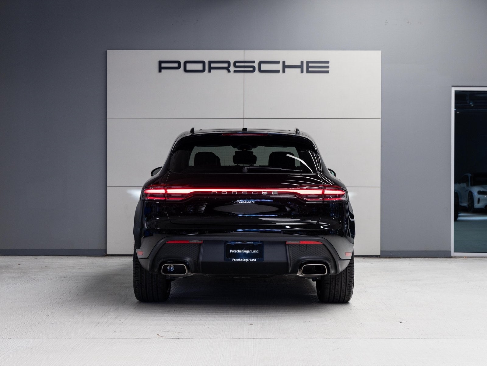 2026 Porsche Macan Macan