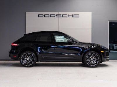 2026 Porsche Macan Macan