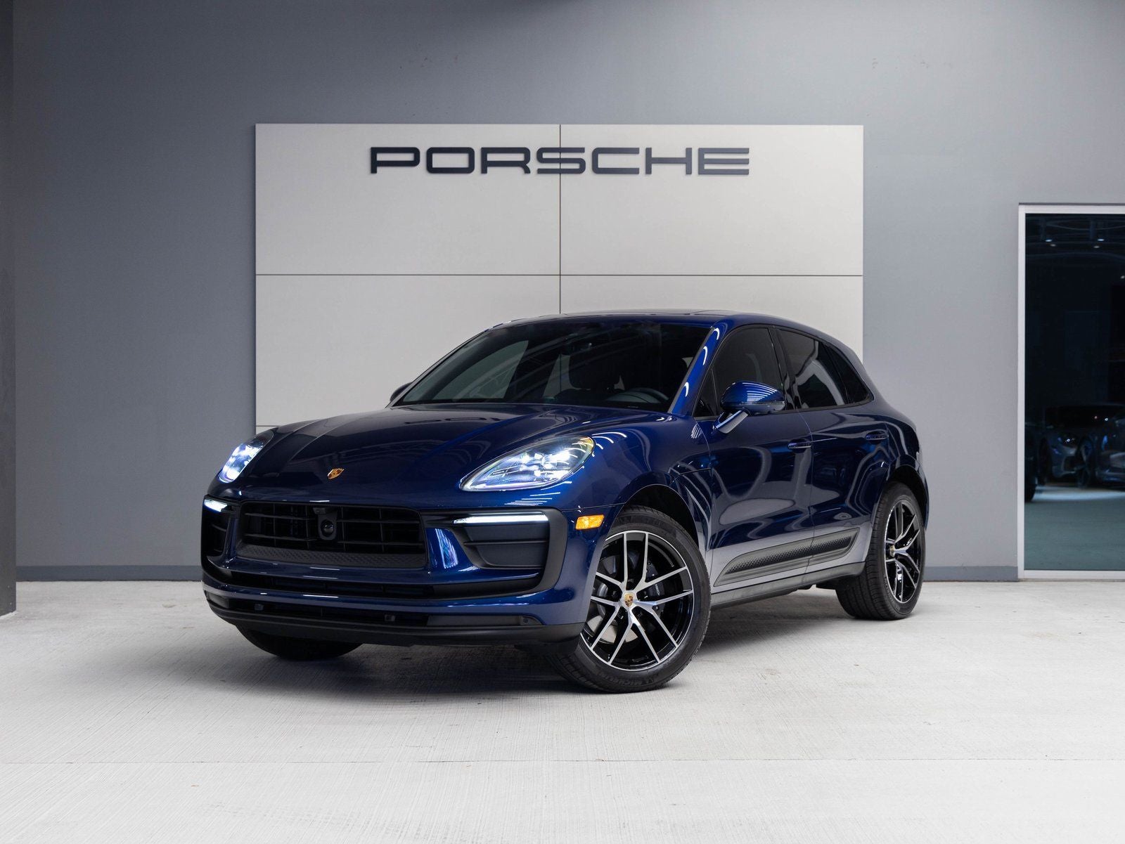 2026 Porsche Macan Macan