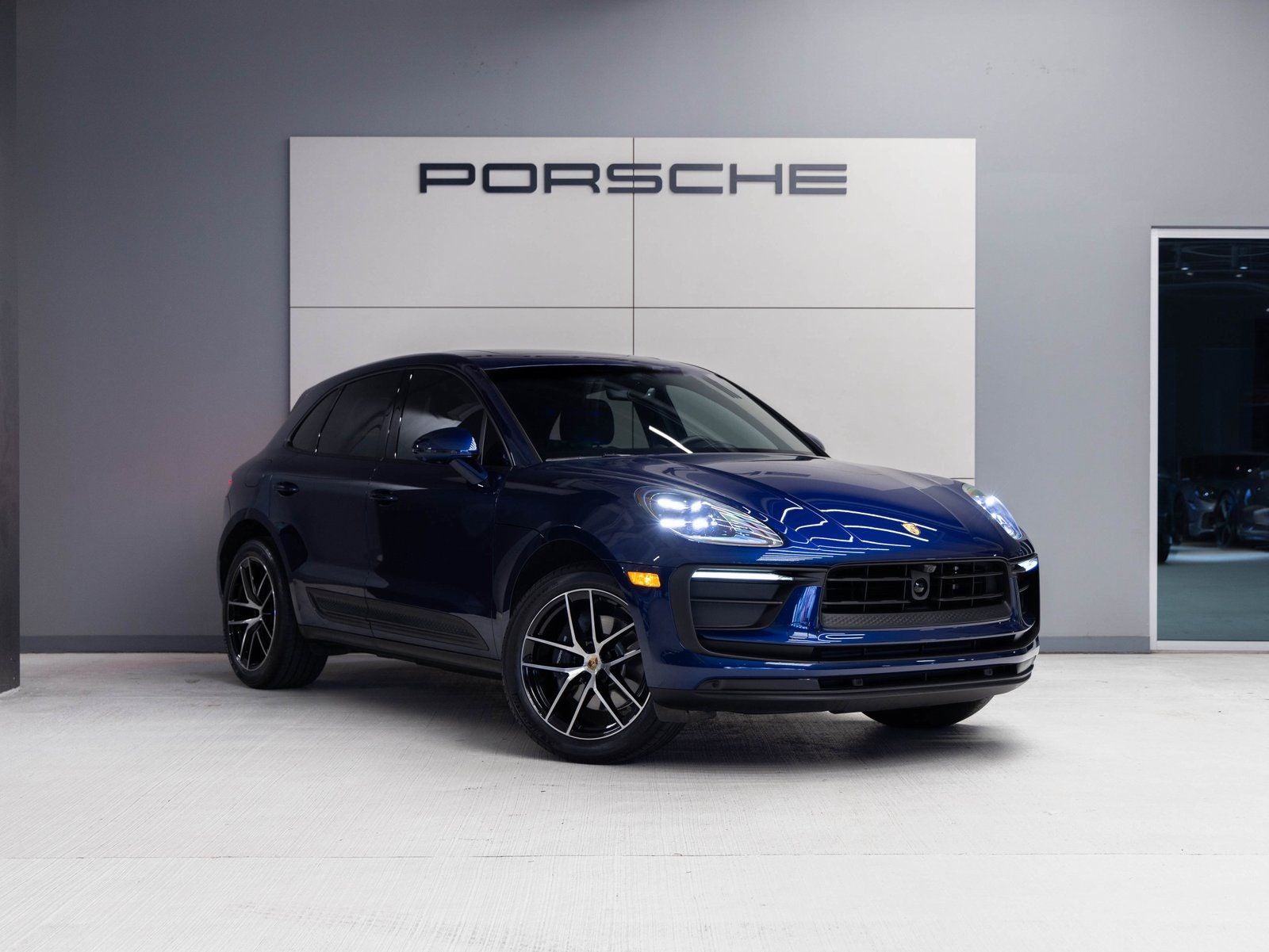 2026 Porsche Macan Macan