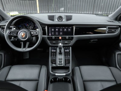 2026 Porsche Macan AWD