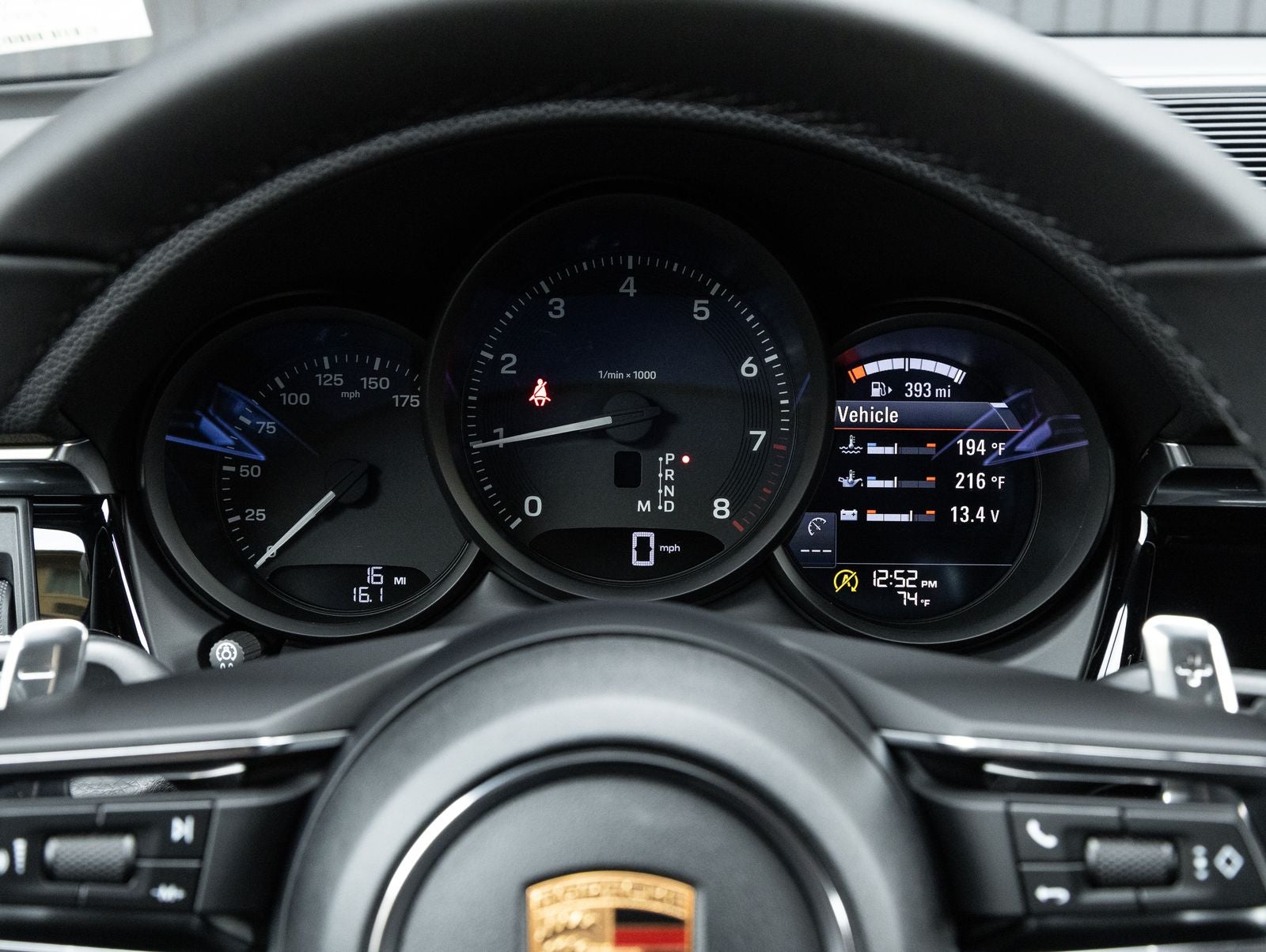 2026 Porsche Macan AWD